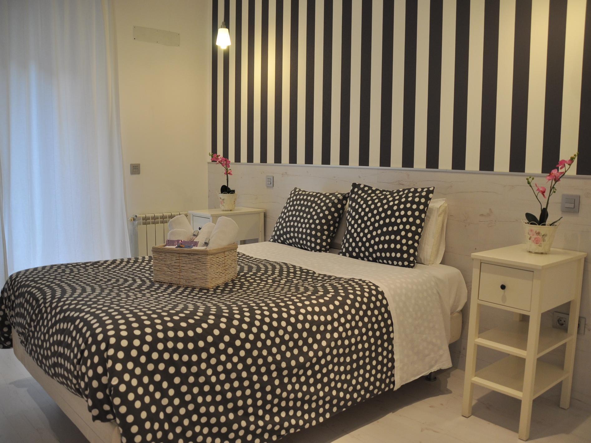 Hostal Mendoza Madrid Extérieur photo