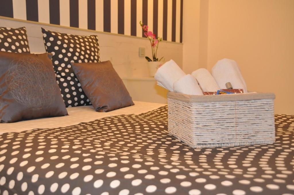 Hostal Mendoza Madrid Extérieur photo