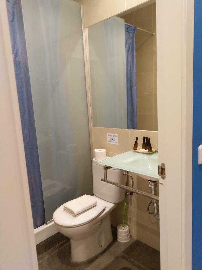 Hostal Mendoza Madrid Extérieur photo
