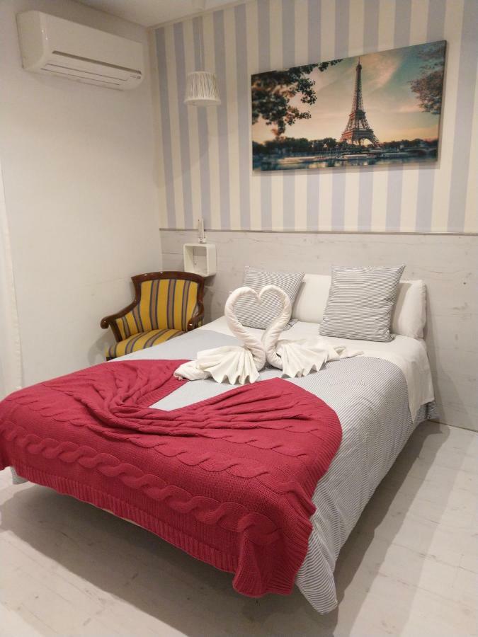 Hostal Mendoza Madrid Extérieur photo