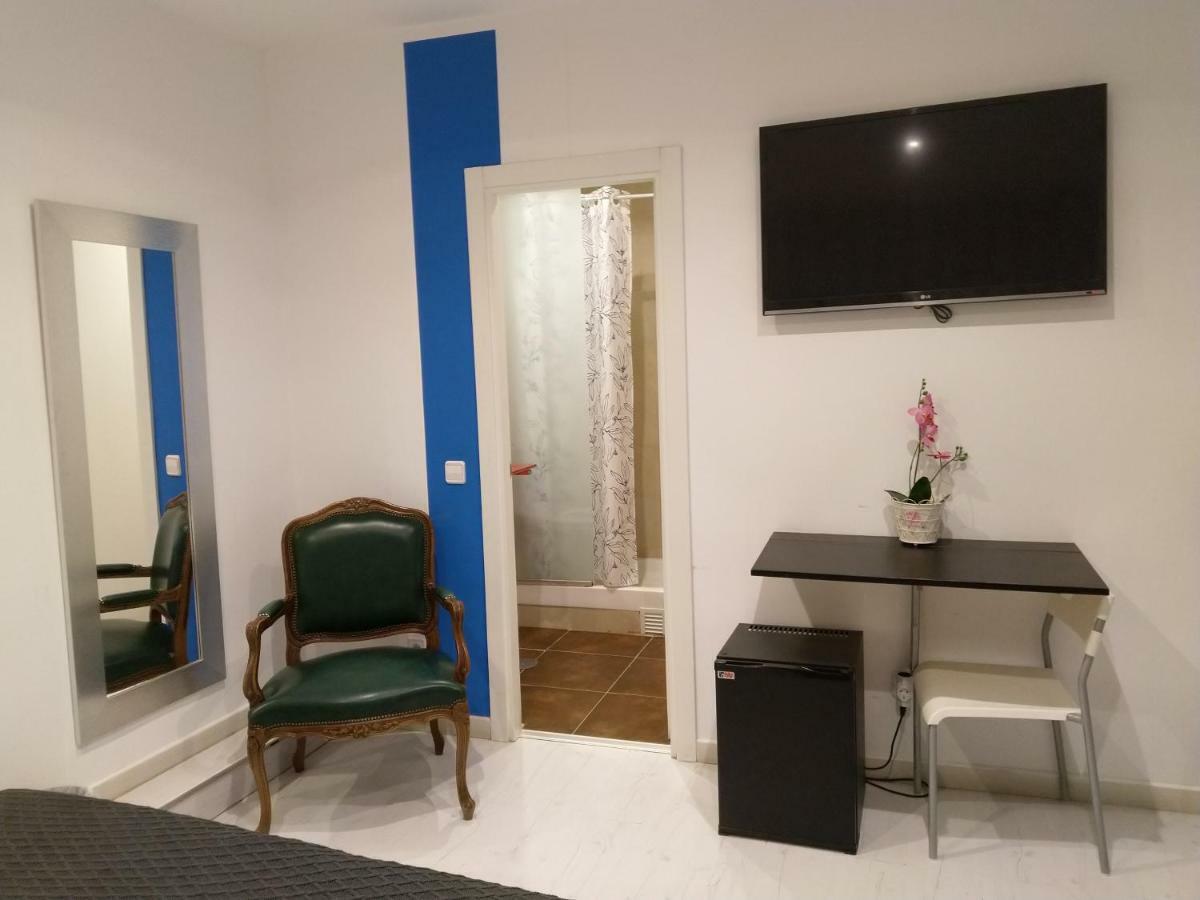 Hostal Mendoza Madrid Extérieur photo